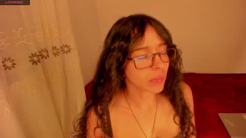 Snapshot of aluna_0310 chatting on 01-16-25, 11:59 . . online show from 01-16-25, 11:59