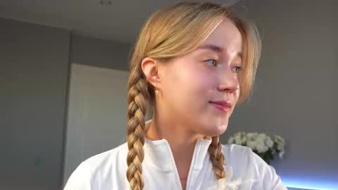 Amelia NEXT STREAM  online show from 10-17-25, 02:08