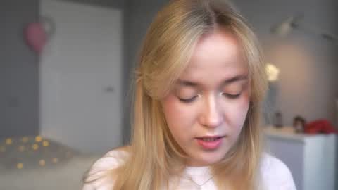 Amelia NEXT STREAM  online show from 03-31-26, 01:44