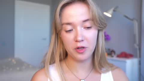 Amelia NEXT STREAM  online show from 04-17-26, 02:20