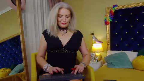 Alura Jenson online show from 12-16-25, 08:25