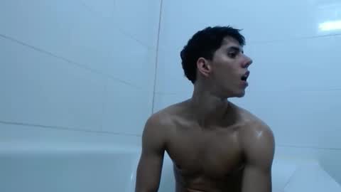 Snapshot of alvarodancer chatting on 11-07-25, 10:26 alvarodancer online show from 11-07-25, 10:26