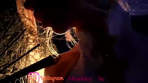 Snapshot of alvuwka chatting on 10-17-25, 07:55 Alvuwka online show from 10-17-25, 07:55