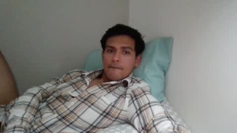 Snapshot of alxs97 chatting on 02-25-25, 05:30 Alexis online show from 02-25-25, 05:30