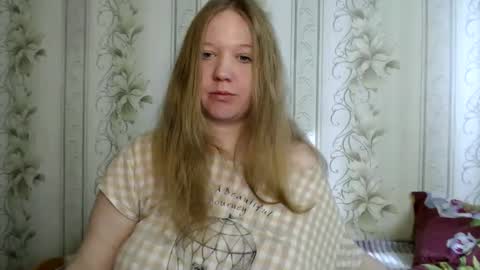 Snapshot of alya764770 chatting on 05-28-26, 01:36 alya764770 online show from 05-28-26, 01:36