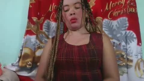 Snapshot of alypierette chatting on 02-02-26, 08:57 alypierette online show from 02-02-26, 08:57