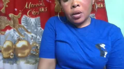 Snapshot of alypierette chatting on 02-03-26, 06:57 alypierette online show from 02-03-26, 06:57