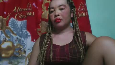 Snapshot of alypierette chatting on 02-15-26, 08:05 alypierette online show from 02-15-26, 08:05