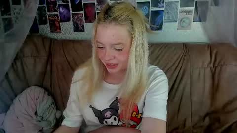 Snapshot of alysameow chatting on 07-24-26, 05:22 Alysa 7GMT online show from 07-24-26, 05:22