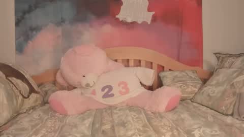 Snapshot of alyssaasianpersuasion21 chatting on 01-16-25, 10:23 Alyssa online show from 01-16-25, 10:23