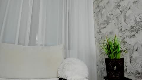 alysamillan online show from 12-10-24, 10:17