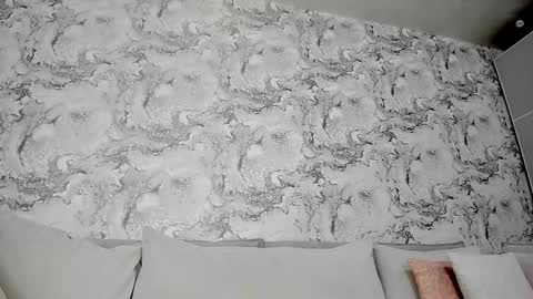 alysamillan online show from 01-18-25, 07:59