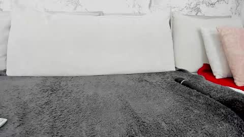 alysamillan online show from 01-26-25, 11:28