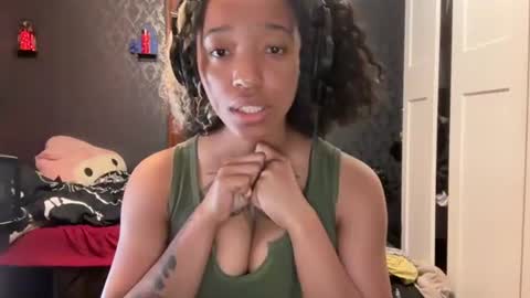 Alyx  online show from 07-13-26, 12:57