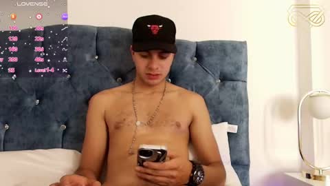 Amadeo Wild online show from 12-06-24, 05:20