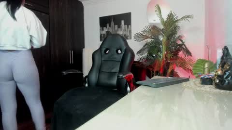 anny online show from 03-27-26, 02:28