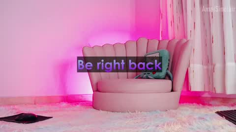 Amai  Sinclair  online show from 01-10-25, 09:13