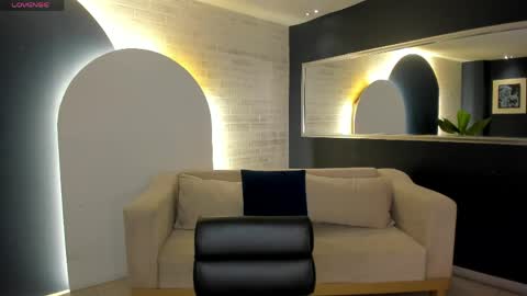 Amalia cruss online show from 04-01-26, 08:06