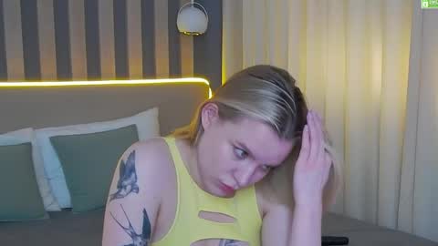 Snapshot of amaliabell chatting on 05-13-26, 01:19 Amalia online show from 05-13-26, 01:19