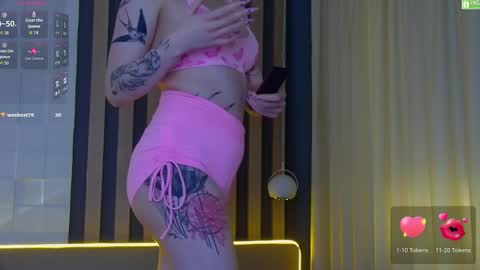 Snapshot of amaliabell chatting on 06-03-26, 01:25 Amalia online show from 06-03-26, 01:25