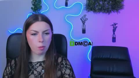 Snapshot of amalialowell chatting on 07-14-26, 07:19 Amalia online show from 07-14-26, 07:19