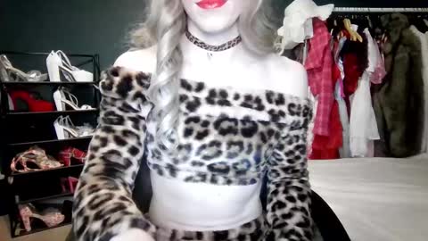 Amalie online show from 09-21-25, 05:36