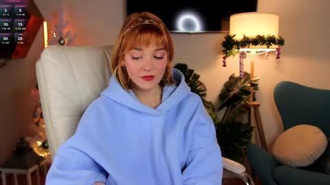 Amanda  fox online show from 12-15-24, 07:13