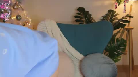 Amanda  fox online show from 12-26-24, 07:49