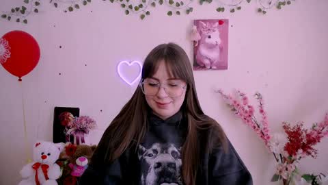 amanda_bright_ online show from 04-06-26, 11:00