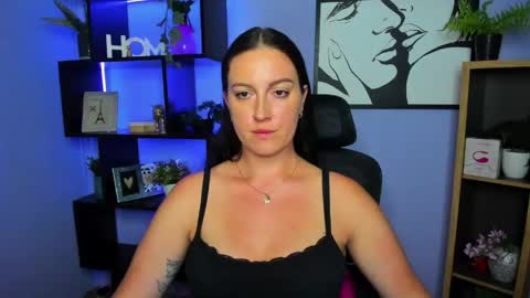 Snapshot of amanda_burn chatting on 05-11-26, 04:04 Amanda online show from 05-11-26, 04:04