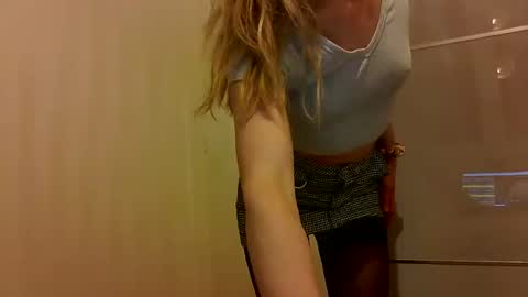 Snapshot of amanda_style chatting on 02-20-25, 08:36 amanda_style online show from 02-20-25, 08:36