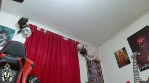 Snapshot of amanda_valeska chatting on 07-16-26, 06:14 Amanda Valeska online show from 07-16-26, 06:14