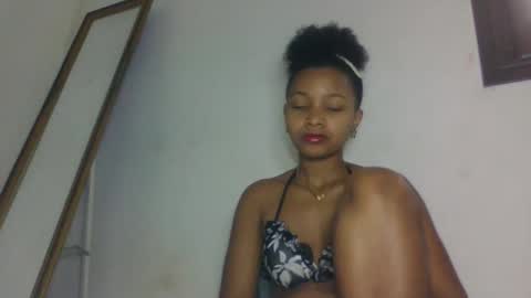 amandaaa25 online show from 09-21-25, 07:10