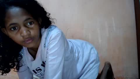 Snapshot of amandaerotic chatting on 09-10-25, 02:33 amandaerotic online show from 09-10-25, 02:33