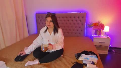 Amanda online show from 05-04-26, 04:52