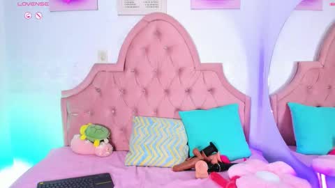 amandalee26 online show from 01-05-26, 07:50