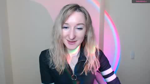 Snapshot of amandasentin chatting on 05-16-26, 08:00 Amanda online show from 05-16-26, 08:00