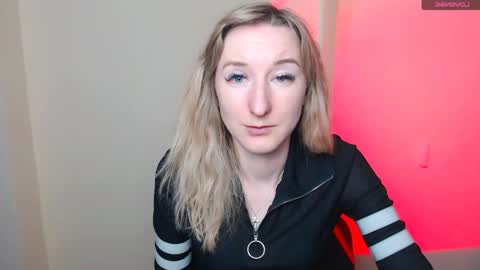 Snapshot of amandasentin chatting on 05-16-26, 10:36 Amanda online show from 05-16-26, 10:36