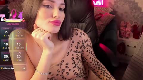 Amanda online show from 03-04-25, 01:12