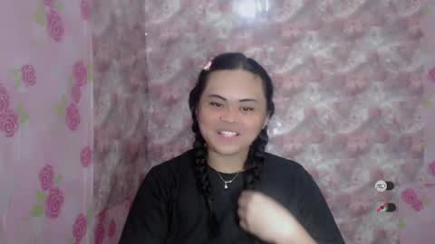 Snapshot of amandaxxx02 chatting on 07-29-26, 07:06 manda online show from 07-29-26, 07:06
