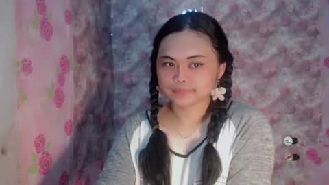 Snapshot of amandaxxx02 chatting on 08-04-26, 06:49 manda online show from 08-04-26, 06:49