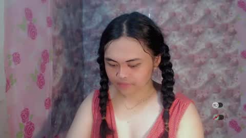 Snapshot of amandaxxx02 chatting on 08-05-26, 05:54 manda online show from 08-05-26, 05:54