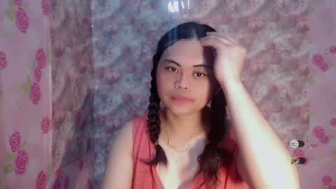 Snapshot of amandaxxx02 chatting on 08-05-26, 06:00 manda online show from 08-05-26, 06:00