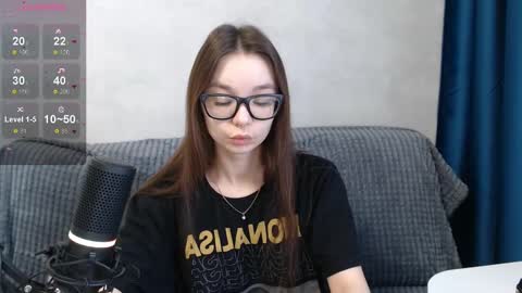 Snapshot of amaneli chatting on 01-27-25, 11:22 Mila online show from 01-27-25, 11:22