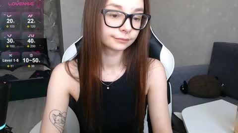 Snapshot of amaneli chatting on 03-07-25, 12:34 Mila online show from 03-07-25, 12:34