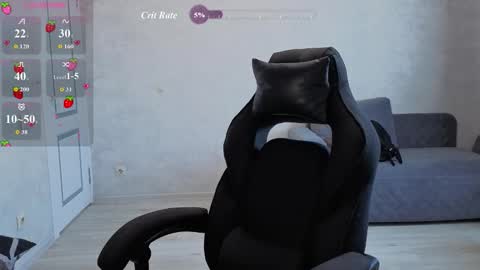 Mila online show from 03-10-26, 12:10