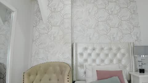 Snapshot of amara_rousse chatting on 09-20-25, 11:33 amara_rousse online show from 09-20-25, 11:33