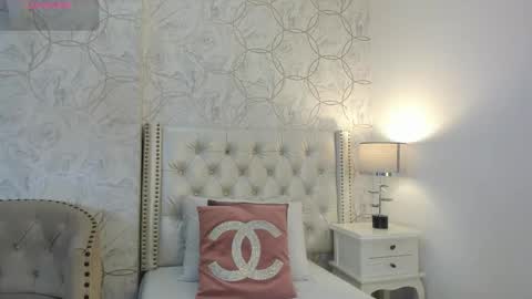 amara_rousse online show from 12-15-25, 11:36