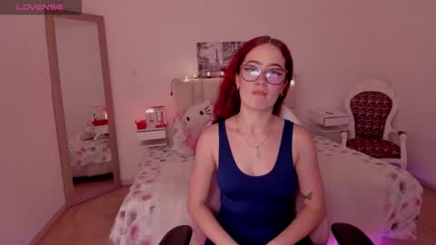 amaraa_couper1 online show from 02-07-26, 04:27