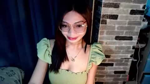 BELLA online show from 12-18-25, 02:23